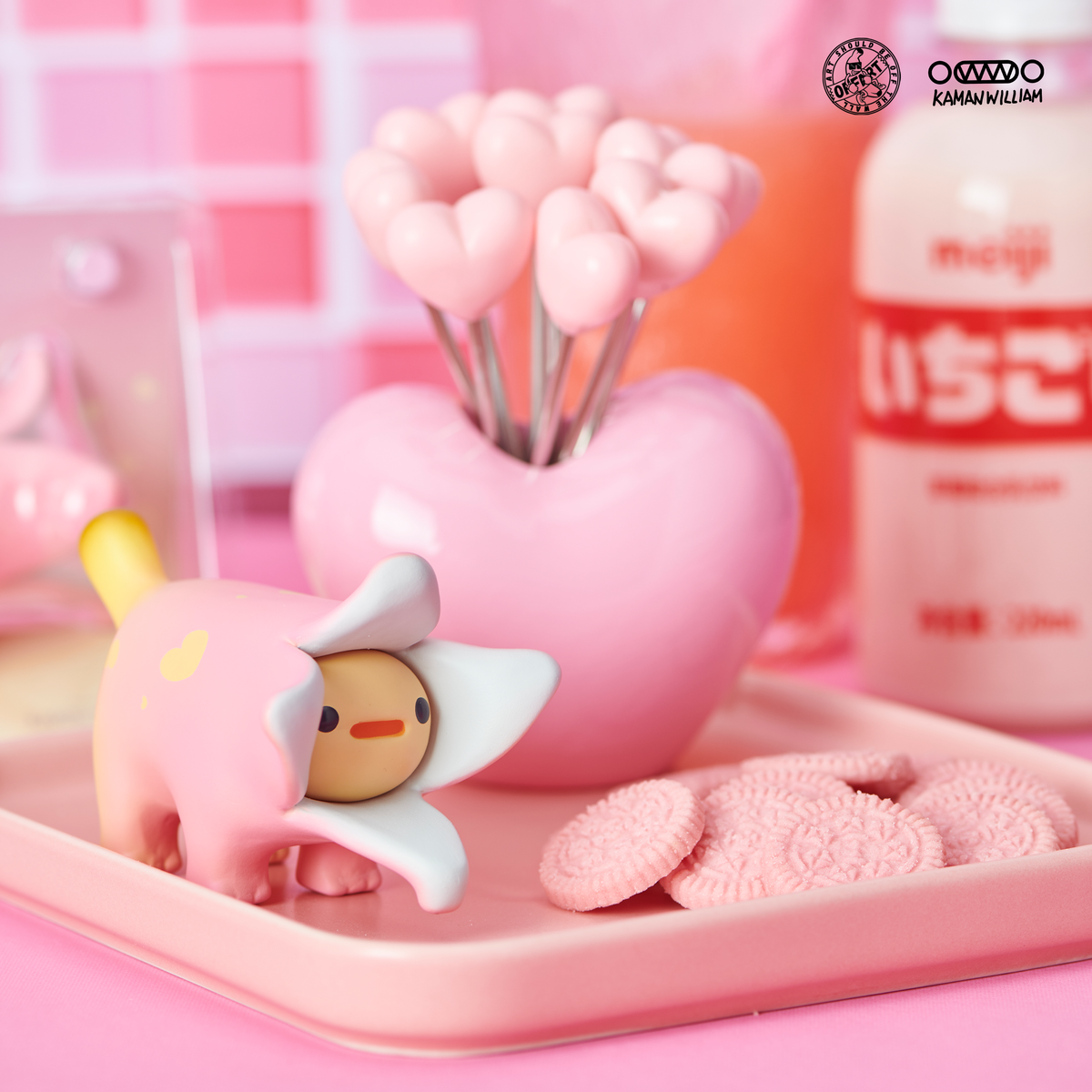 OFFART X Kamanwilliam Mini Bananaer Dog Pink Love Edition