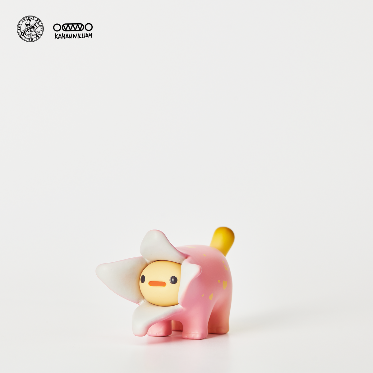 OFFART X Kamanwilliam Mini Bananaer Dog Pink Love Edition