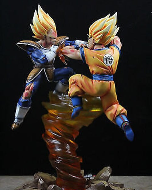 djfungshing Goku vs Vegeta Battle Statue