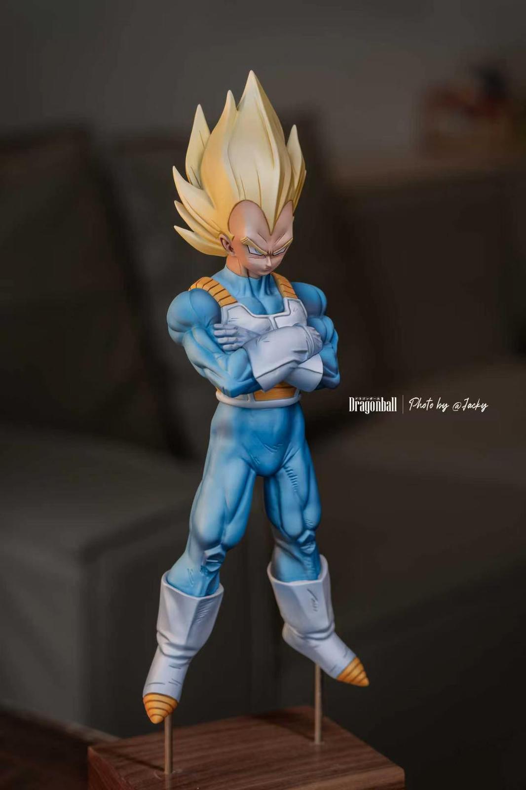 DL Studio DBZ Armor Vegeta Resin Statue