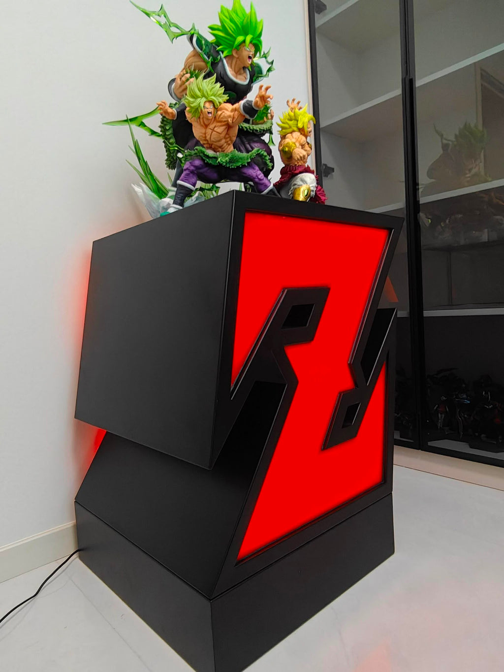 Hungu Studio DBZ LED Metal Base For Statue Display