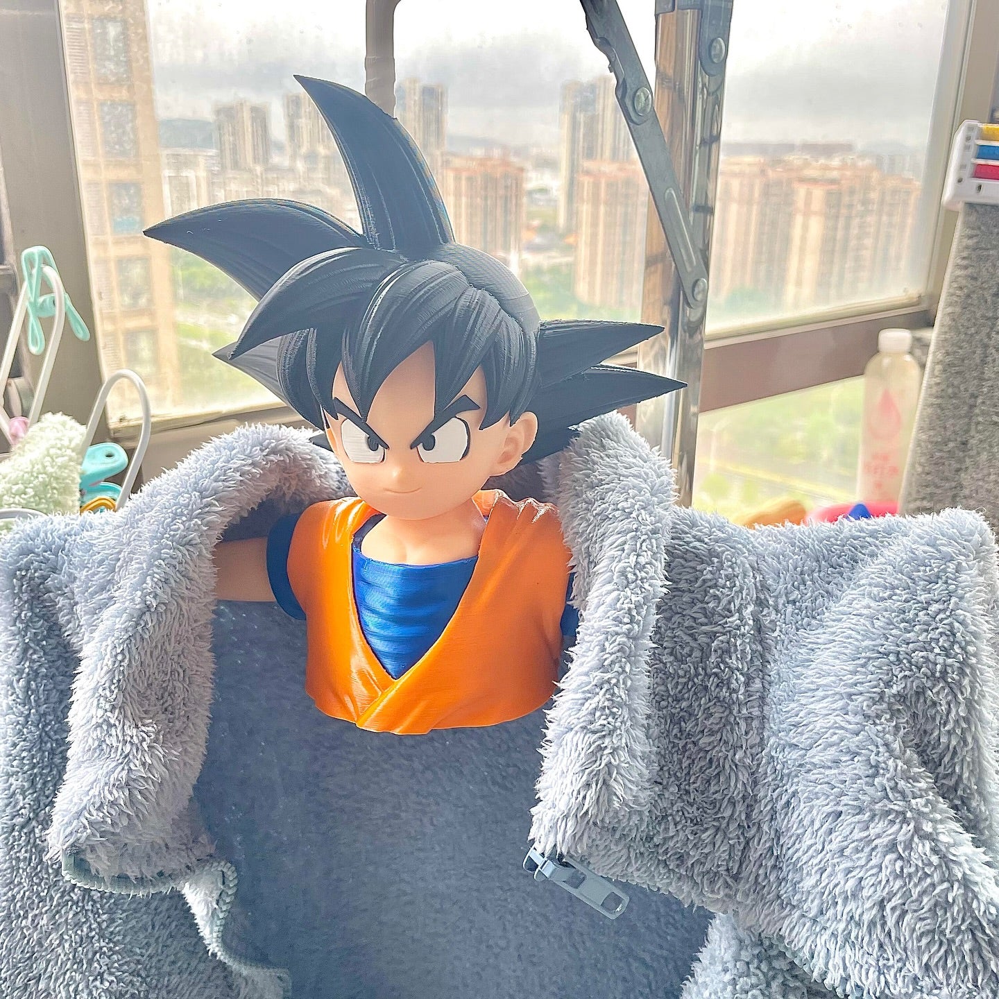 Lok Lok Studio DBZ Goku Hanger