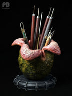 Pixel Blender Studio Alien Egg Pen Stationery Resin Holder (pre-order)