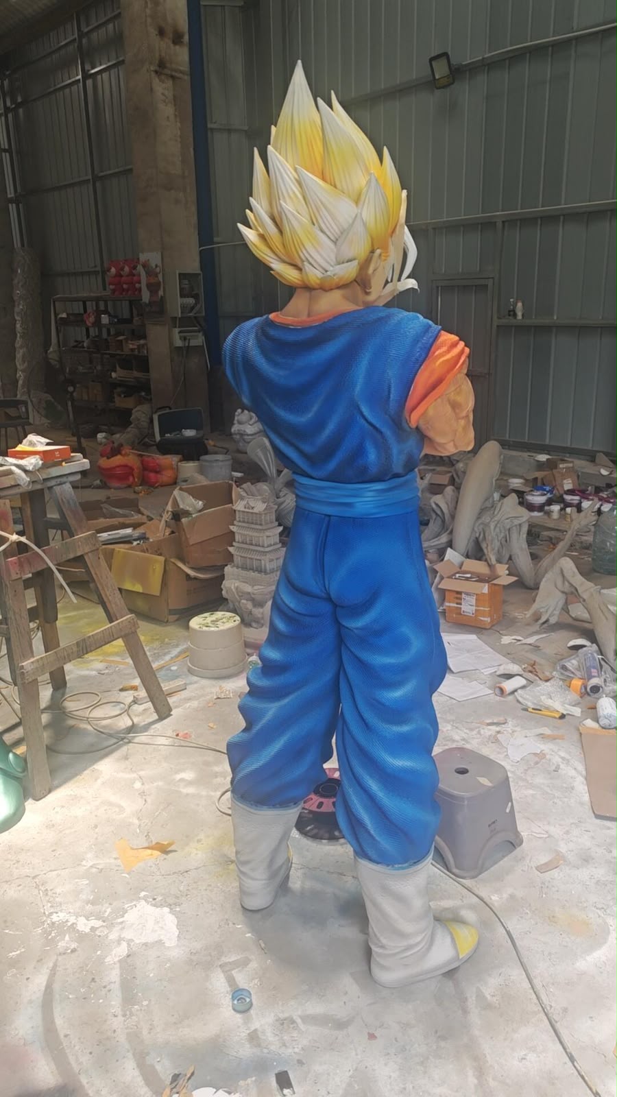 Sea Level 210CM Powering Up Vegetto Resin Statue (pre-order)