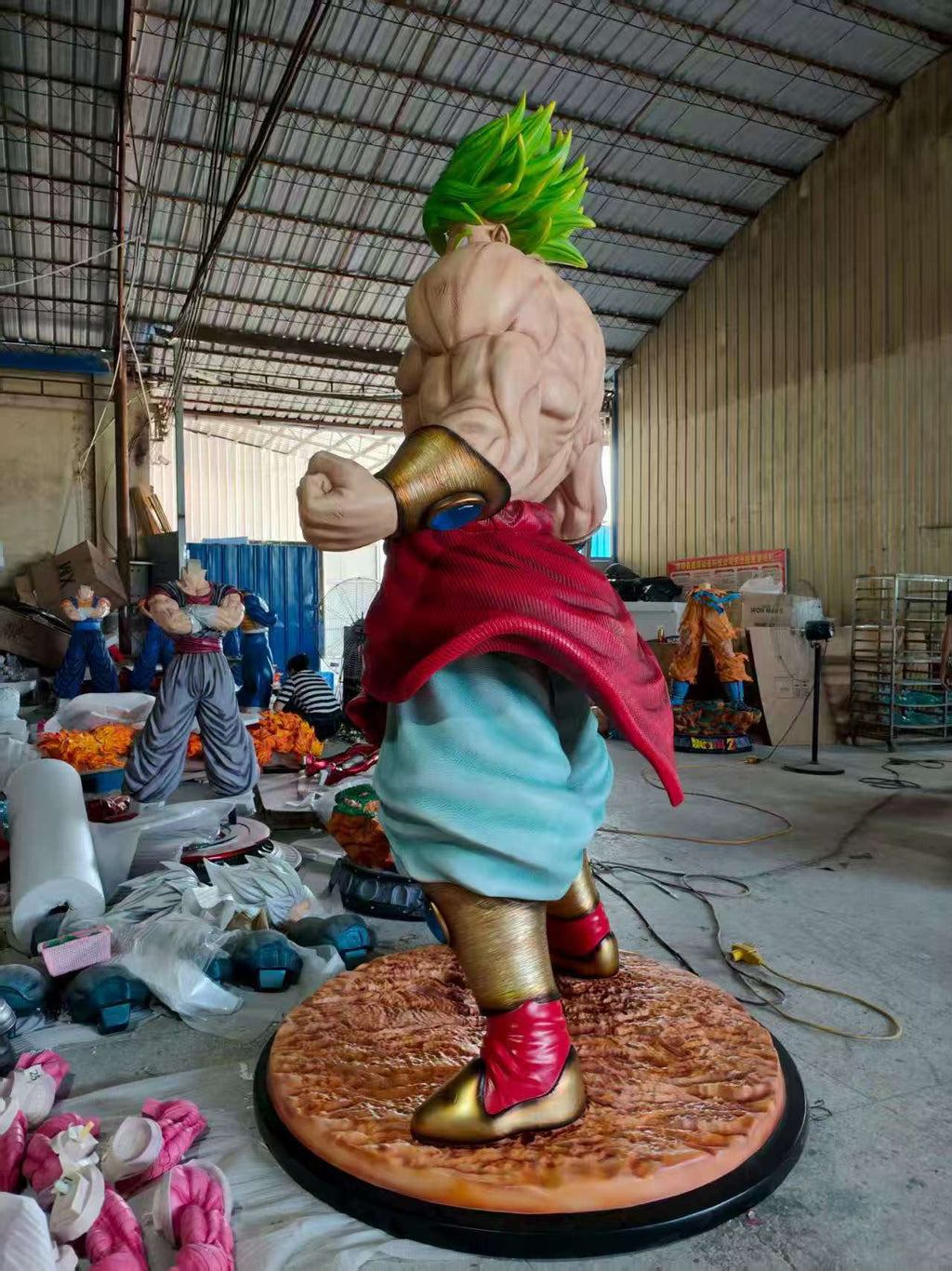 Sea Level Studio 250CM Life-Sized Broly Resin Statue